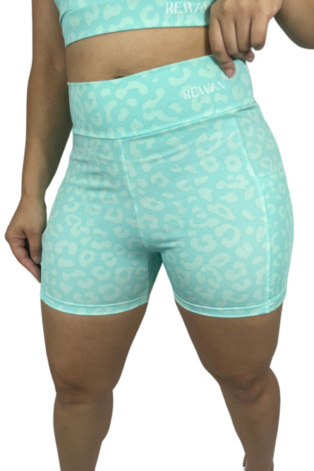 SHORT COM BOLSO VERDE ESTAMPADO - Imagem 4