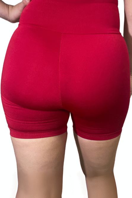 SHORT ACINTURADO VERMELHO - Imagem 4