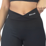 SHORTS ACINTURADO PRETO