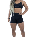 SHORT COM BOLSO PRETO