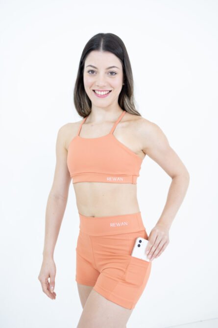 SHORTS COM BOLSO LARANJA - Imagem 2